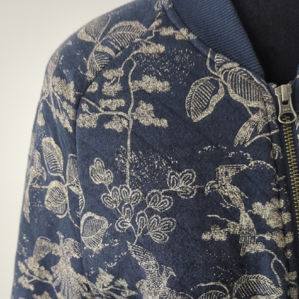 Frank + Oak Quilted Botanical Print Design Jacket in Rich Navy - Picture 2 of 10